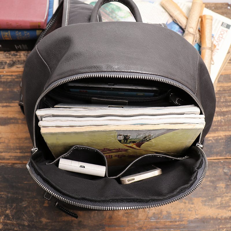 sac noir à design épuré